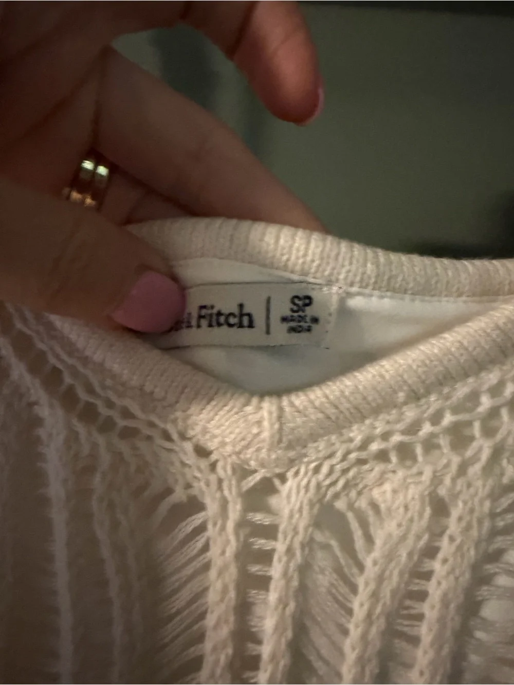 Abercrombie & Fitch lightweight crochet